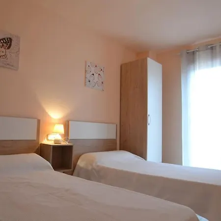 Rosa 2, Casa Con Jardin Y Piscina Privada Holiday home *