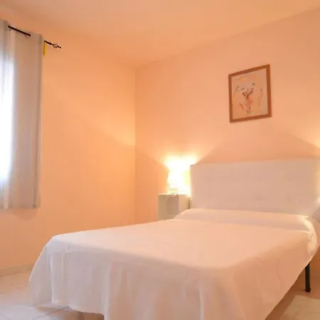 Holiday home Rosa 2, Casa Con Jardin Y Piscina Privada *
