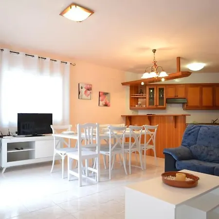 Holiday home Rosa 2, Casa Con Jardin Y Piscina Privada