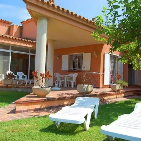 Holiday home Rosa 2, Casa Con Jardin Y Piscina Privada *
